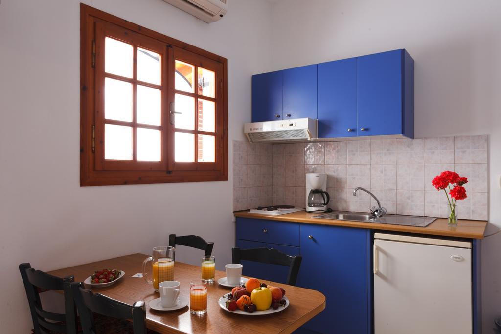 Flisvos Rooms Плакіас Номер фото